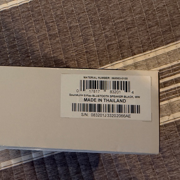 Bose Soundlink Flex - Picture 2 of 5